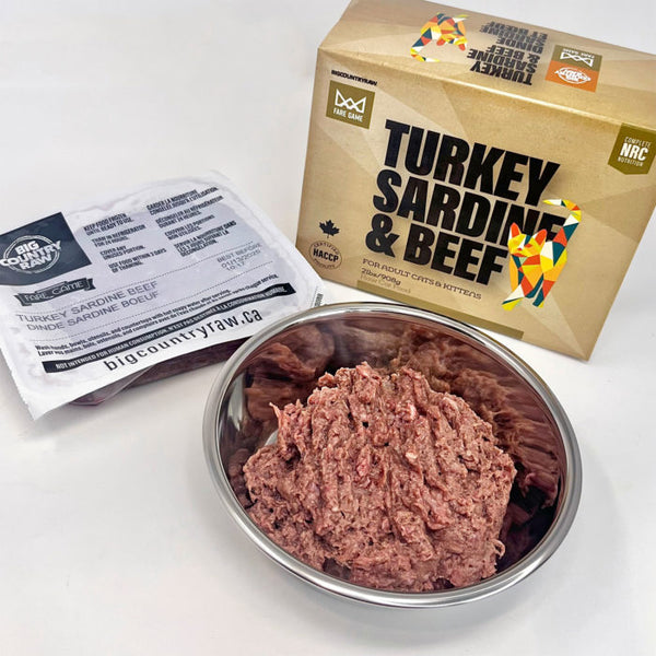 Big Country Raw CAT Fare Game – Turkey & Sardines With Beef – 2 Lb